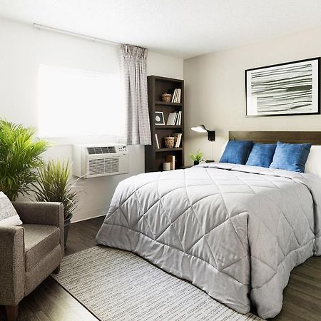 Intown Suites Extended Stay Indianapolis In -I70 Post Drive Ngoại thất bức ảnh